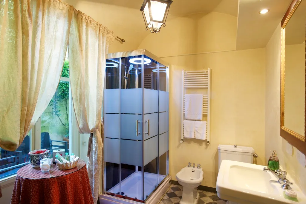 JUNIOR SUITE CLASSIC Room, All-Suites Palazzo Magnani Feroni, Florence