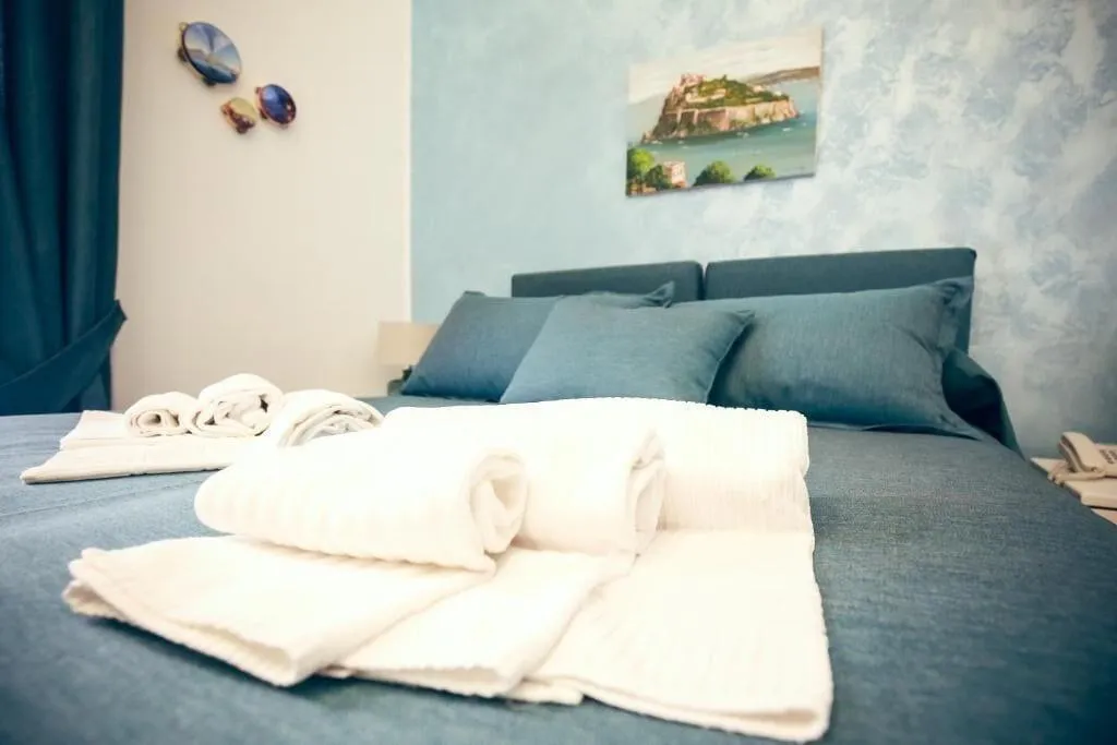 Room, Hotel Napoli Mia, Naples