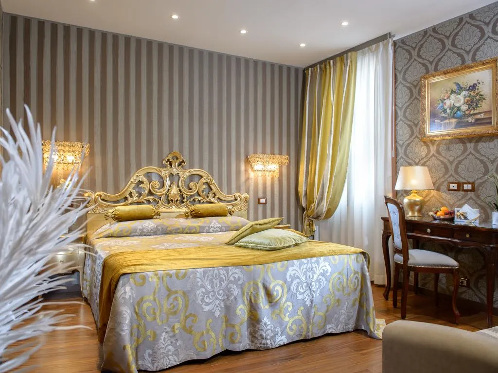 TRIPLE SUPERIOR Room, Hotel Santa Marina, Venice