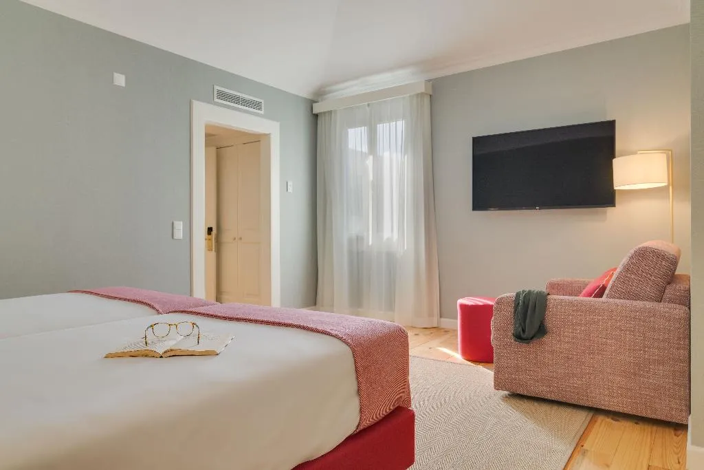 JUNIOR SUITE STANDARD Room, Pestana Miramar Garden & Ocean Hotel, Madeira