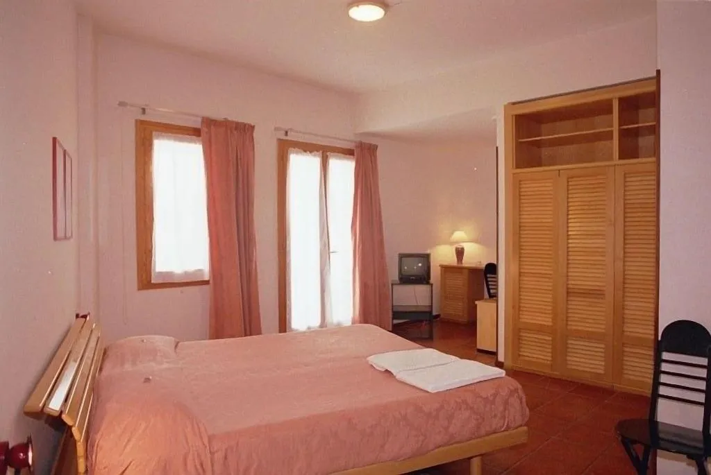 Room, Hotel Garibaldi, Olbia