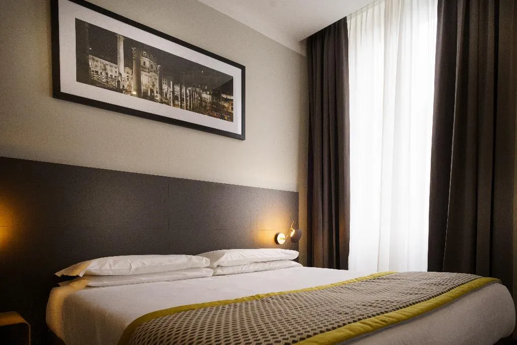 SINGLE CLASSIC Room, The Cross, Rome