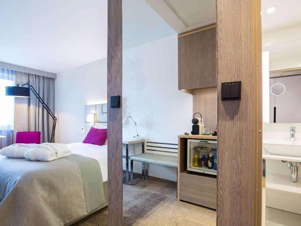 DOUBLE SUPERIOR Room, Mercure Krakow Stare Miasto, Krakow