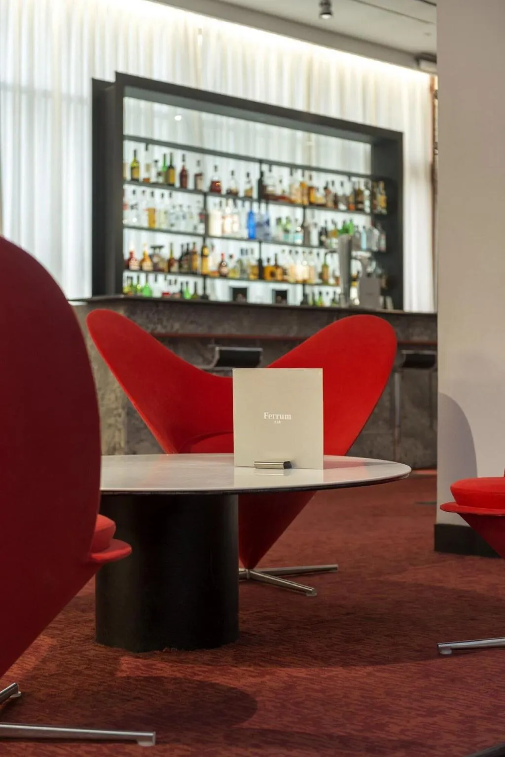 Bar, Hilton Madrid Airport, Madrid