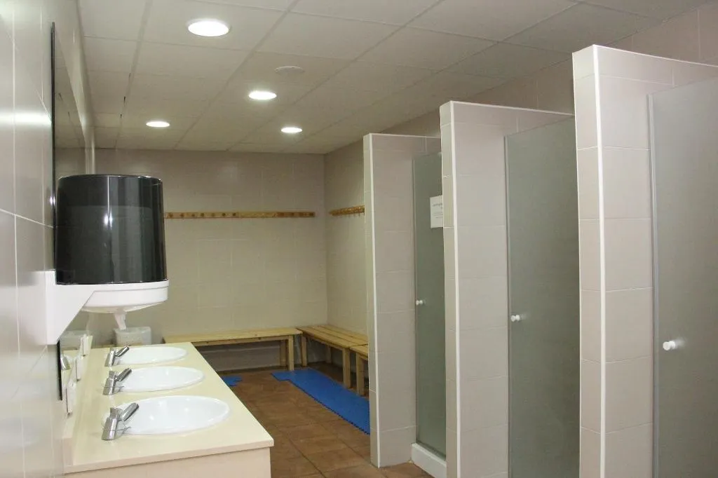Room, Hostel & Gym Relise, Menorca
