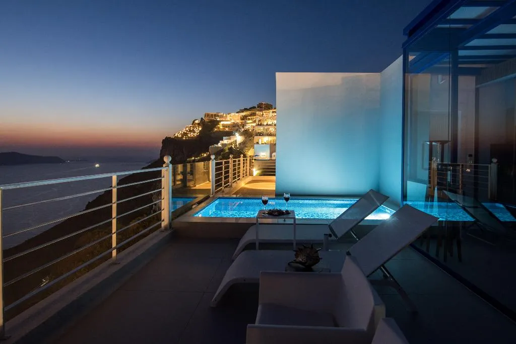 VILLA HONEYMOON Room, Nefeles Luxury Suites, Santorini