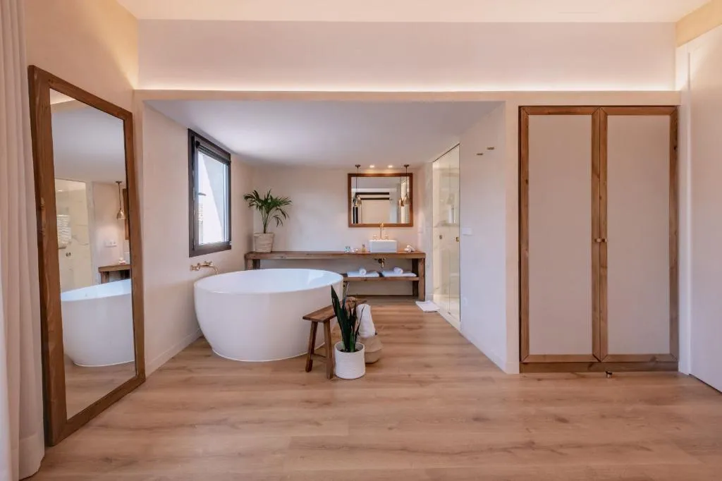 JUNIOR SUITE BASIC Room, Palau Macelli, Costa Brava