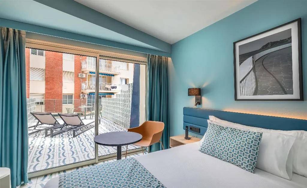 Room DELUXE SIDE SEA VIEW Room, Barcelo Benidorm Beach - Adults Recommended, Costa Blanca