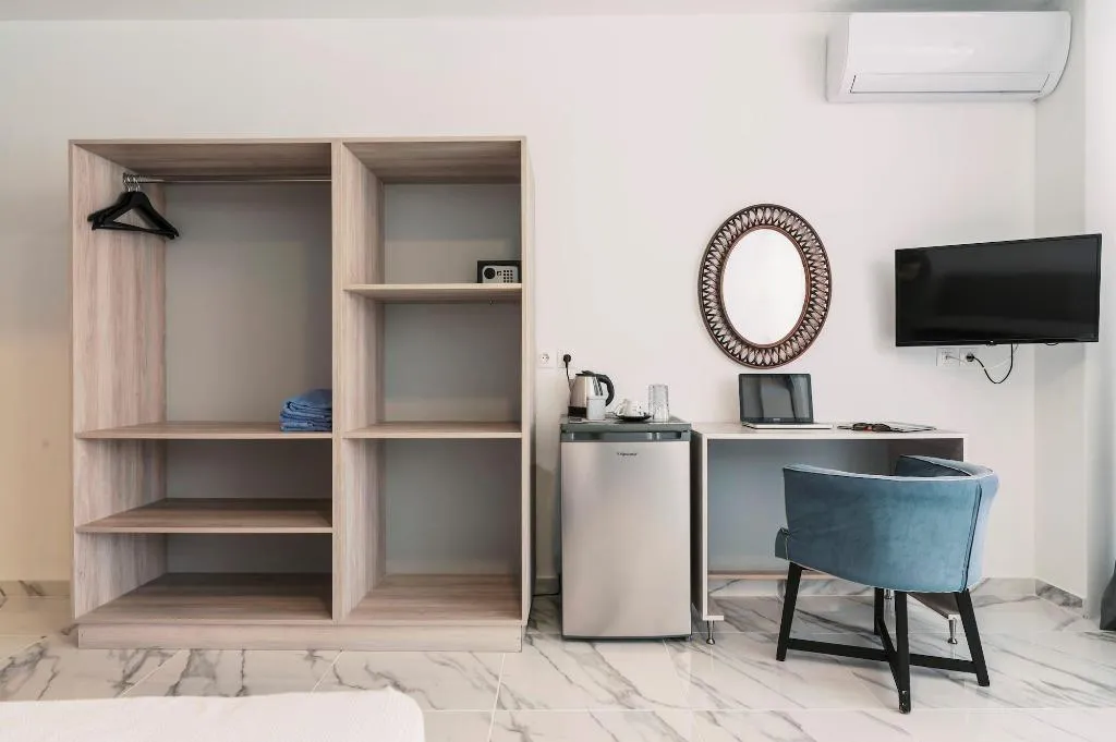 Room, Bamboo Suites, Rhodes