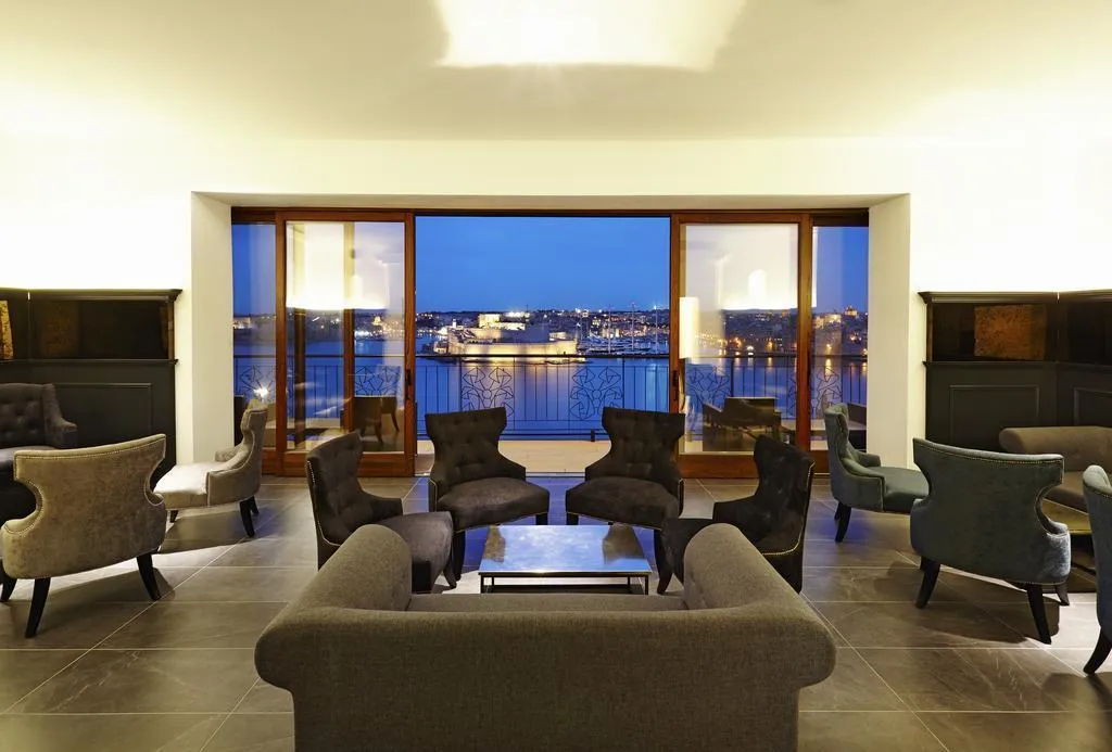 Bar, The British Suites, Malta