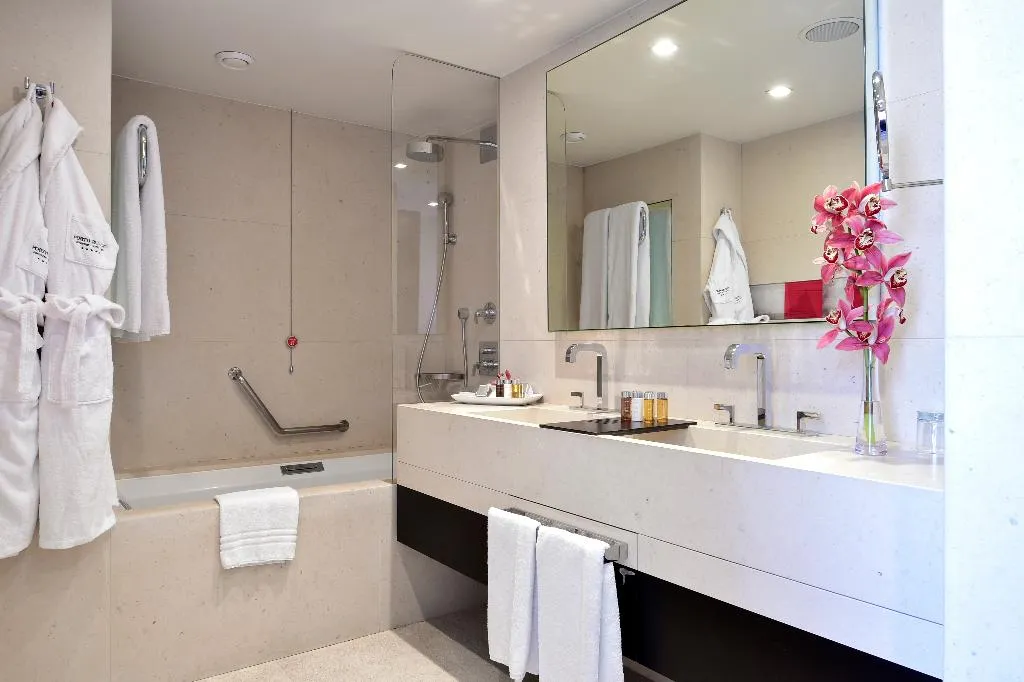 SUITE DELUXE Room, Porto Palacio by The Editory, Porto