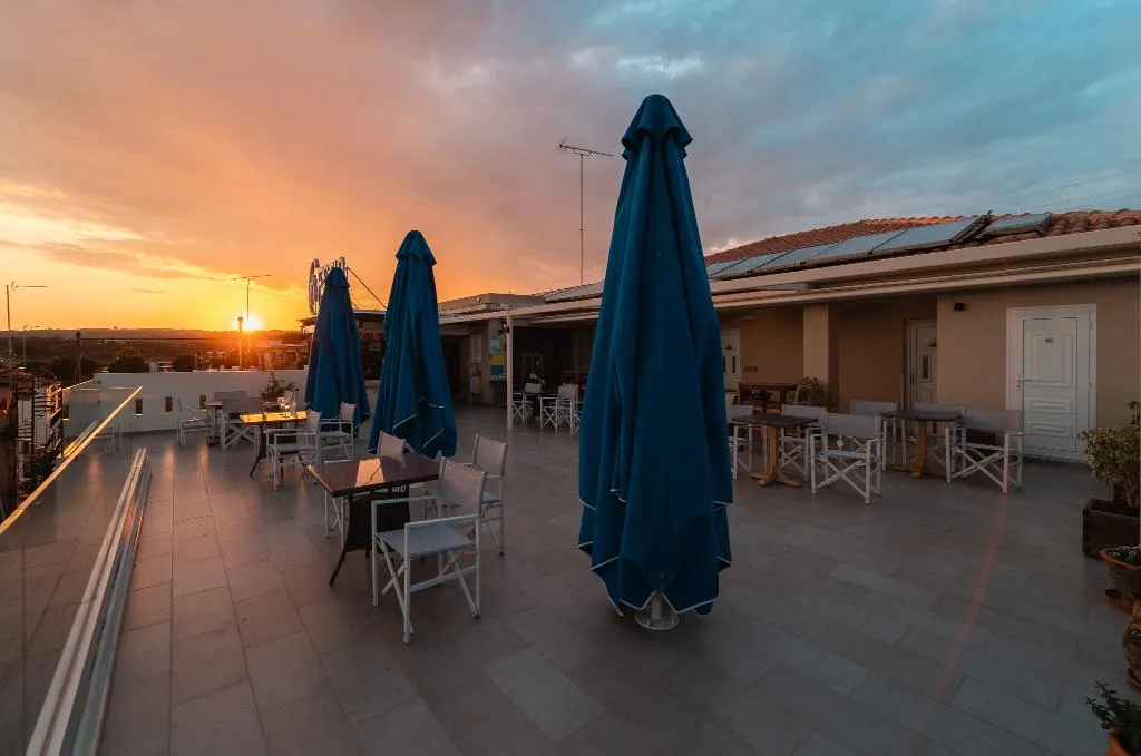 Bar, Estia, Kalamata