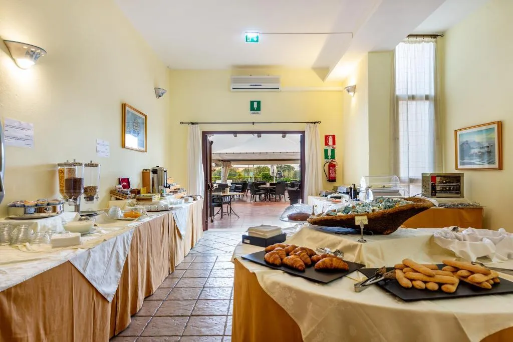 Restaurant, Hotel Le Mimose, Olbia