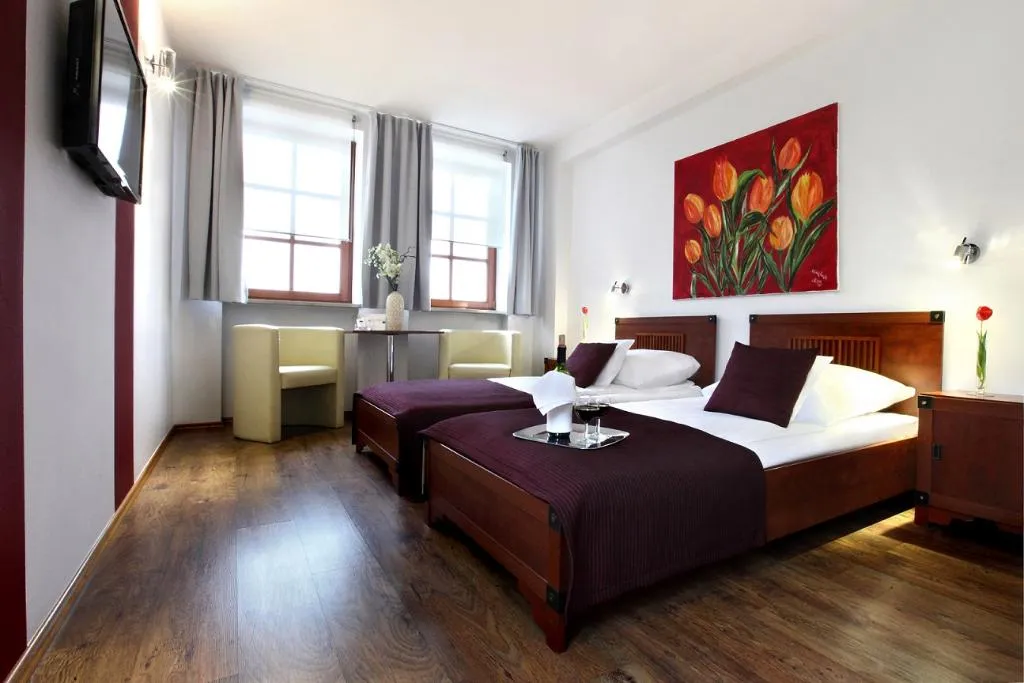 FAMILY ROOM TWO BEDROOMS Room, Hotel B.A.S. Villa Residence, Krakow