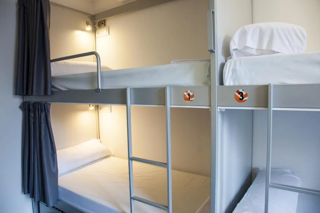 Bed in dormitory CAPACITY 4 Room, Hostel St Christophers Inn Barcelona, Barcelona