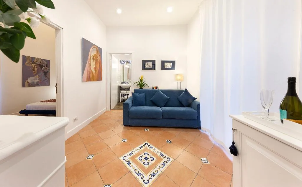 DOUBLE CAPACITY 4 Room, Eleonora's Suites Naples, Naples