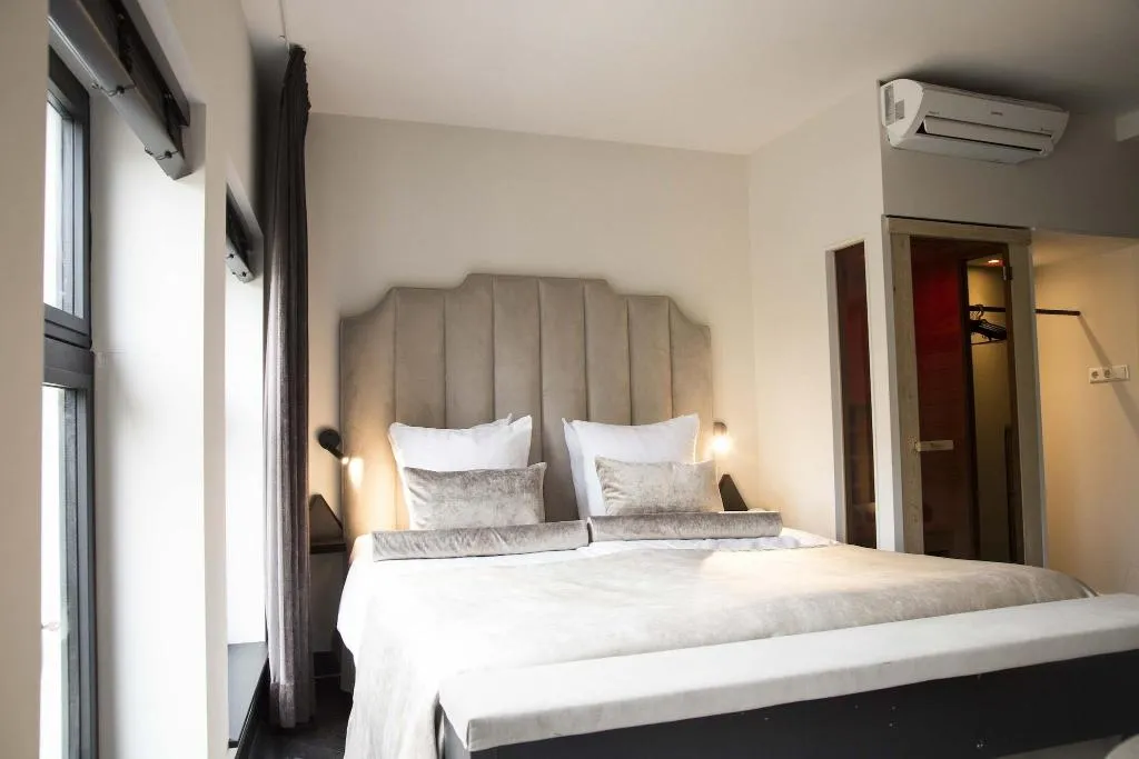 Room, House Of Amstel, Amsterdam