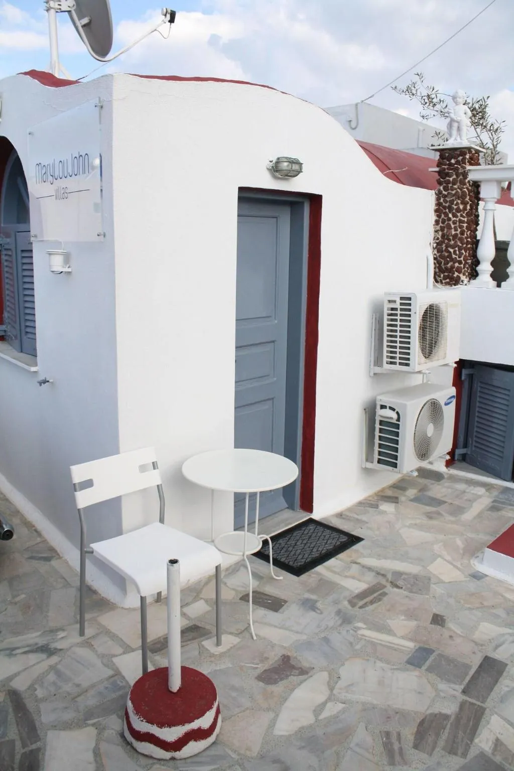 Terrace, Maryloujohn Villas, Santorini