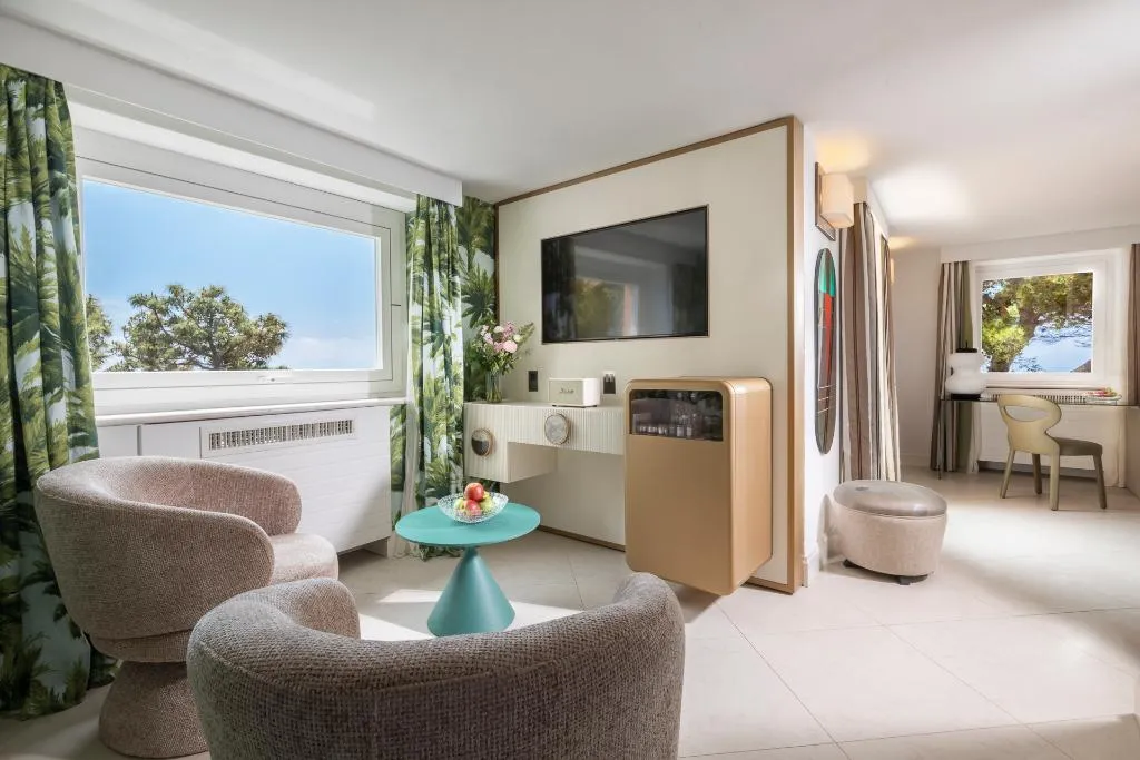 DOUBLE DELUXE EXECUTIVE Room, Punta Tragara, Naples