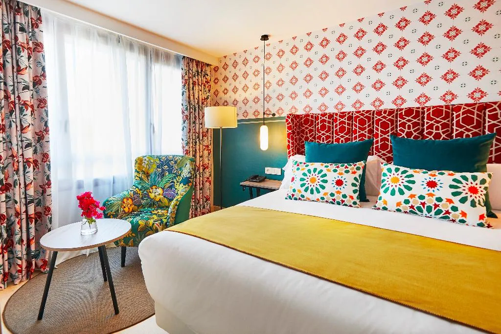 SUITE STANDARD Room, Hesperia Sevilla, Seville