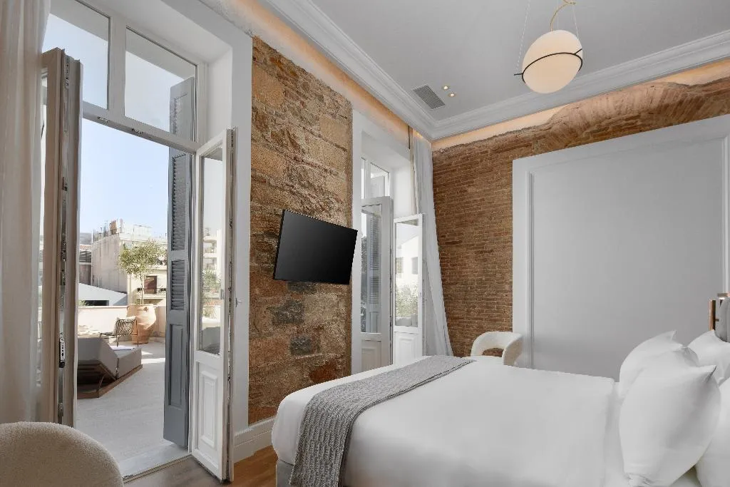 SUITE WITH JACUZZI Room, La Divina, Athens