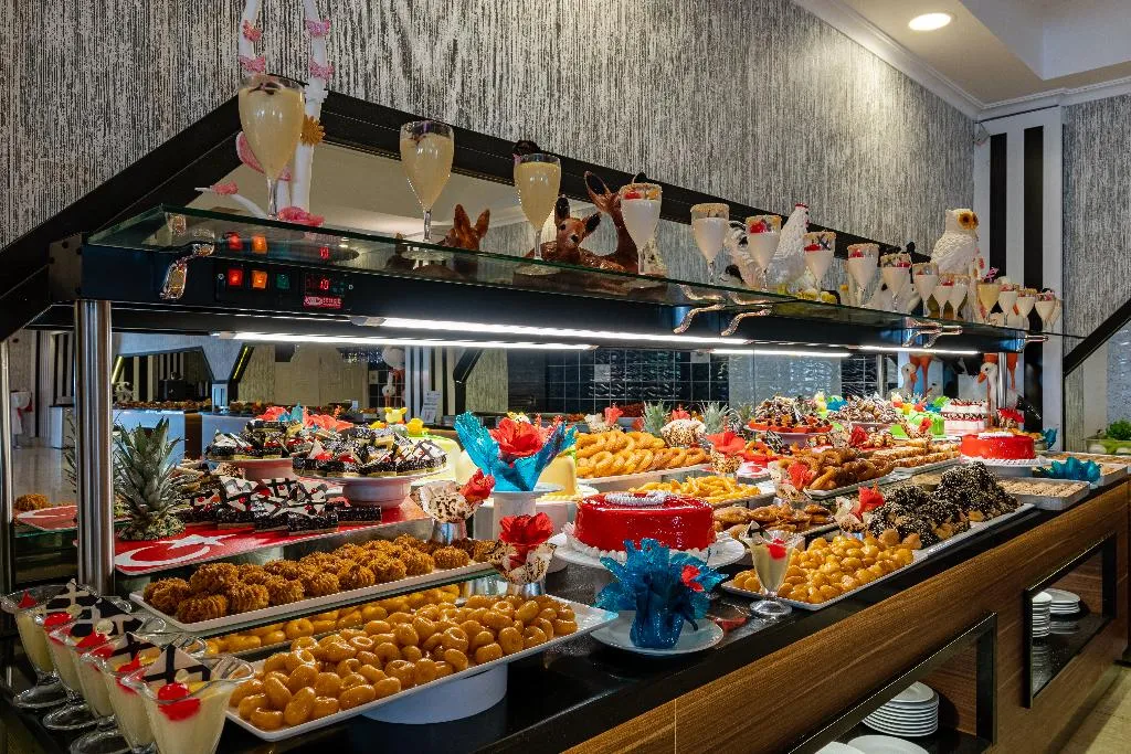 Restaurant, The Garden Beach Hotel, Antalya