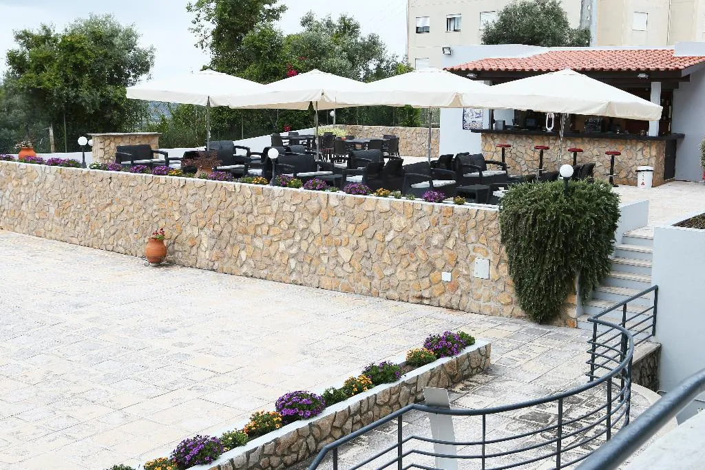 Terrace, Verdi Santarem, Lisbon