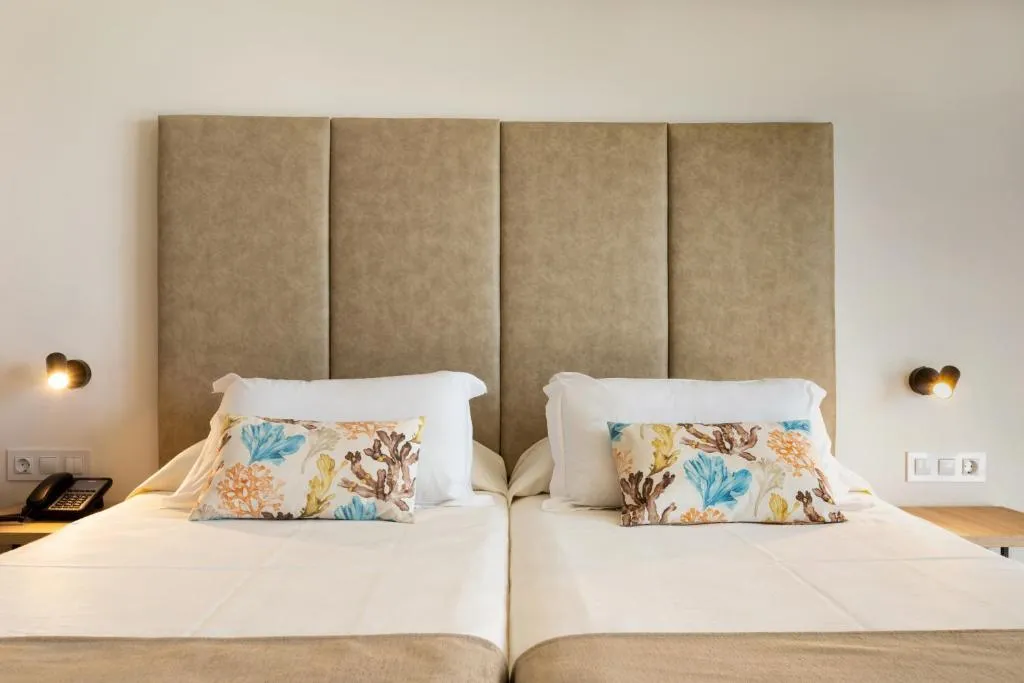 JUNIOR SUITE SEA VIEW Room, Las Arenas, Majorca