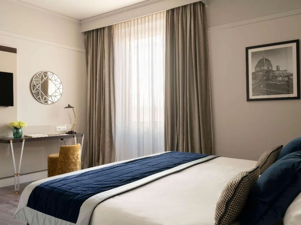 DOUBLE EXECUTIVE QUEEN BED Room, Cerretani Hotel Firenze - MGallery Collection, Florence