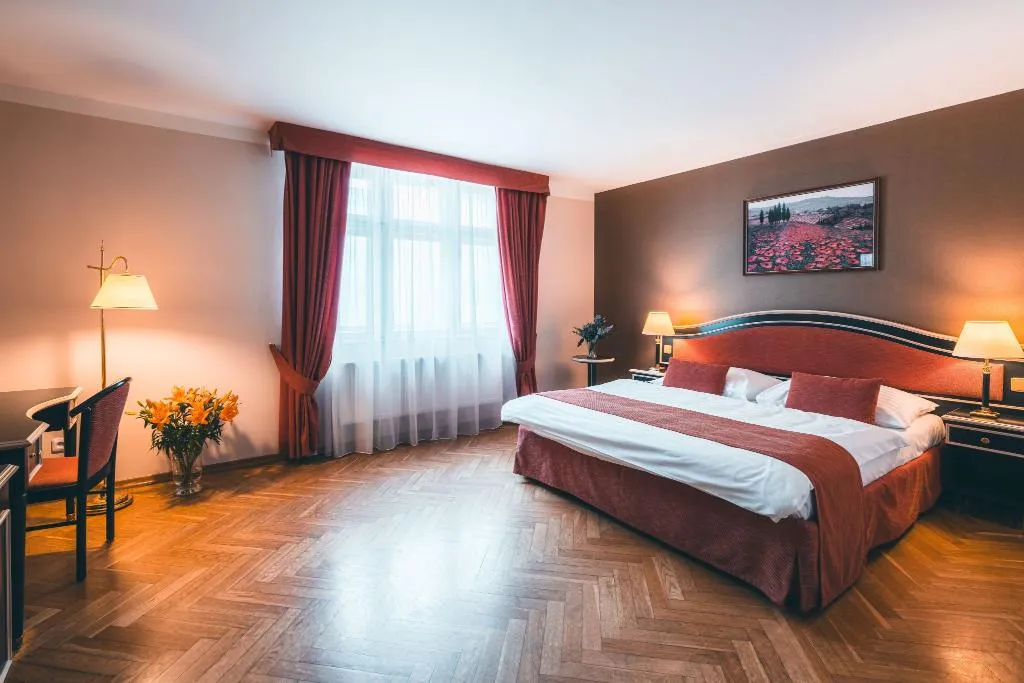 Double or Twin STANDARD Room, Elysee Hotel Prague, Prague