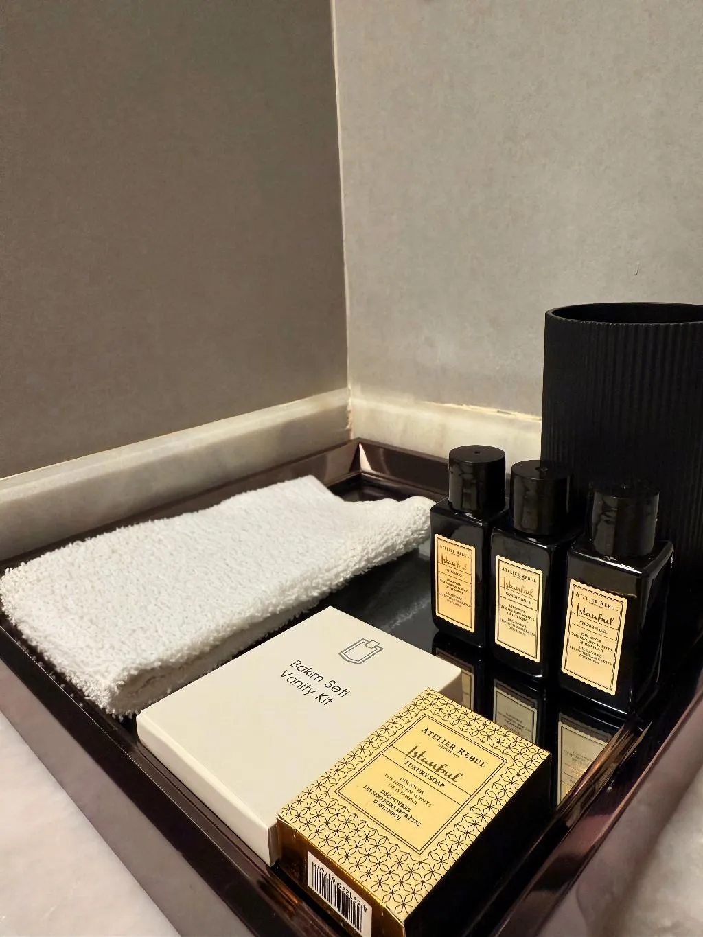 SUITE KING BED WITH JACUZZI Room, The Yali Konak Hotel Izmir, Izmir
