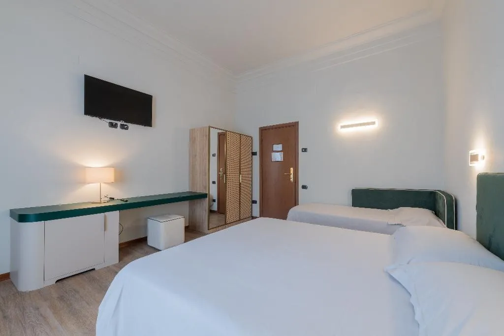 TRIPLE STANDARD Room, Hotel Gattapone, Umbria