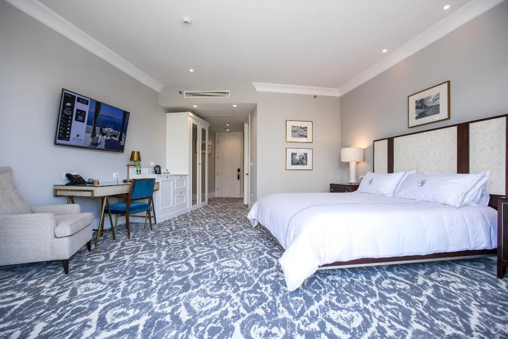 DOUBLE DELUXE SEA VIEW WITH BALCONY Room, Royal Blue hotel, Dubrovnik