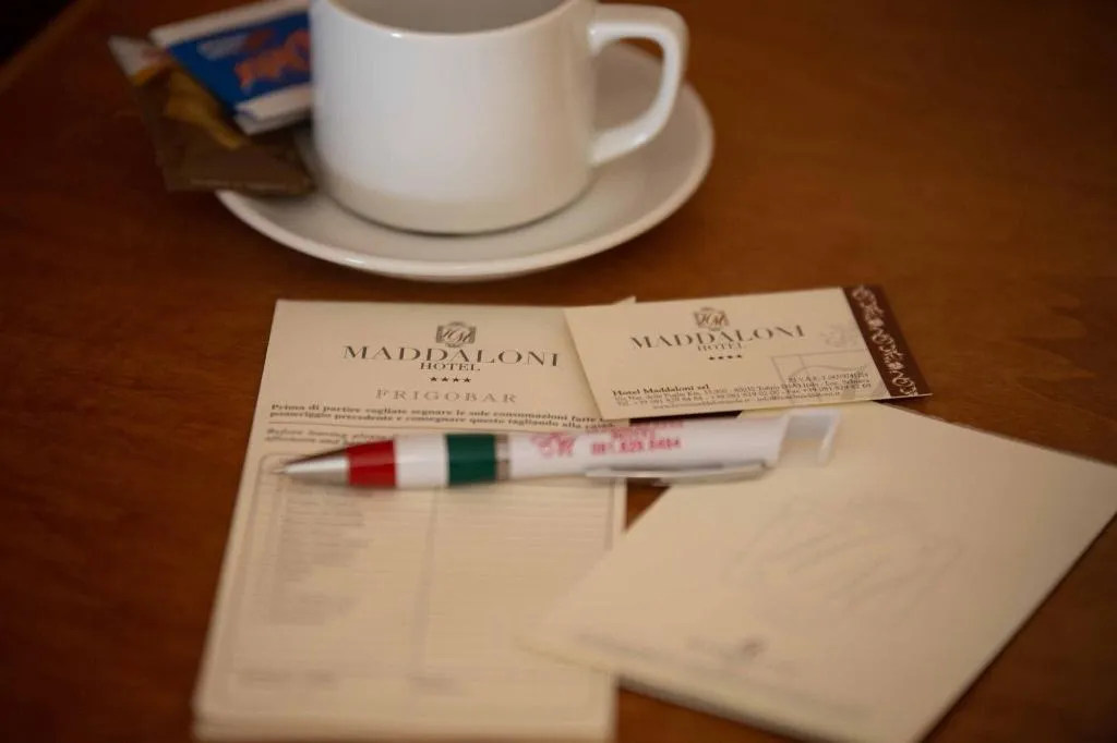 Room, Hotel Maddaloni, Naples