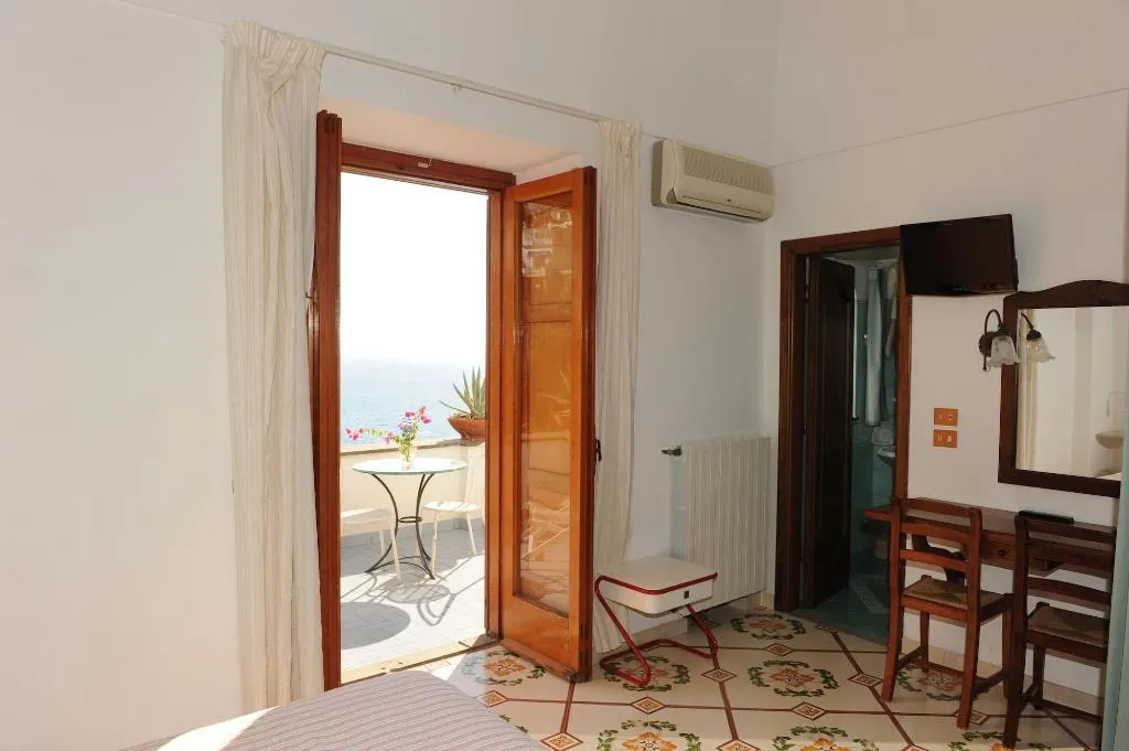 Room, Hotel Dimora Fornillo, Naples