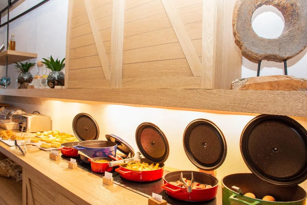 Restaurant, Yianna Caravel Suites by Checkin (adults only), Crete
