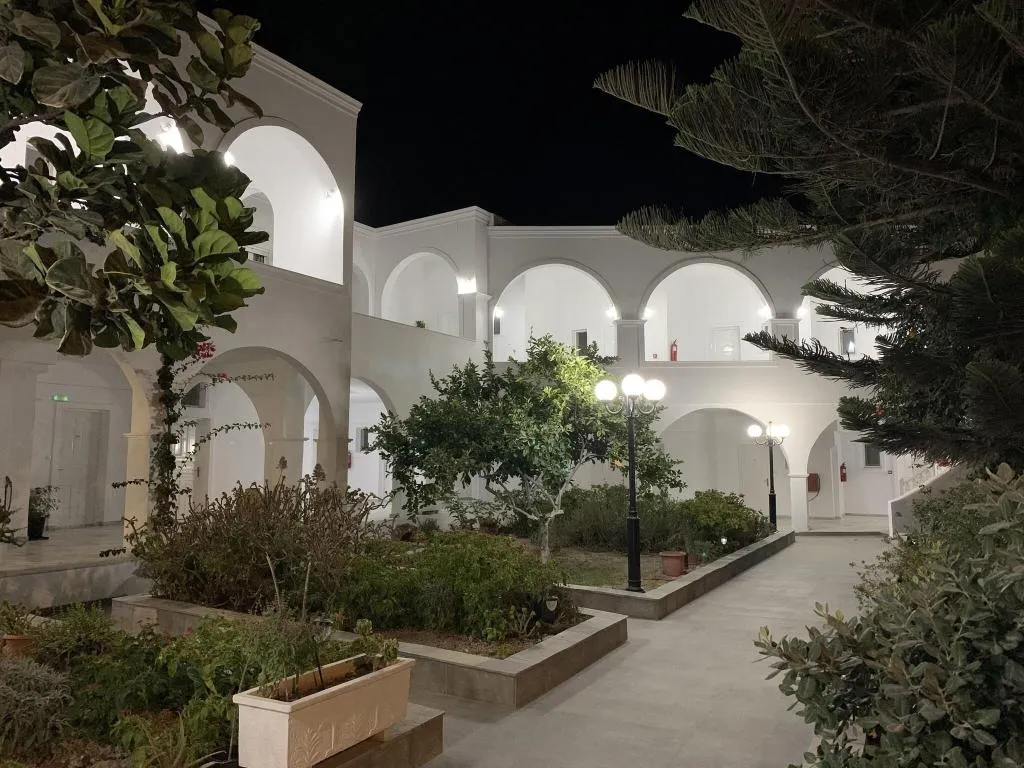General view, Lodos, Santorini