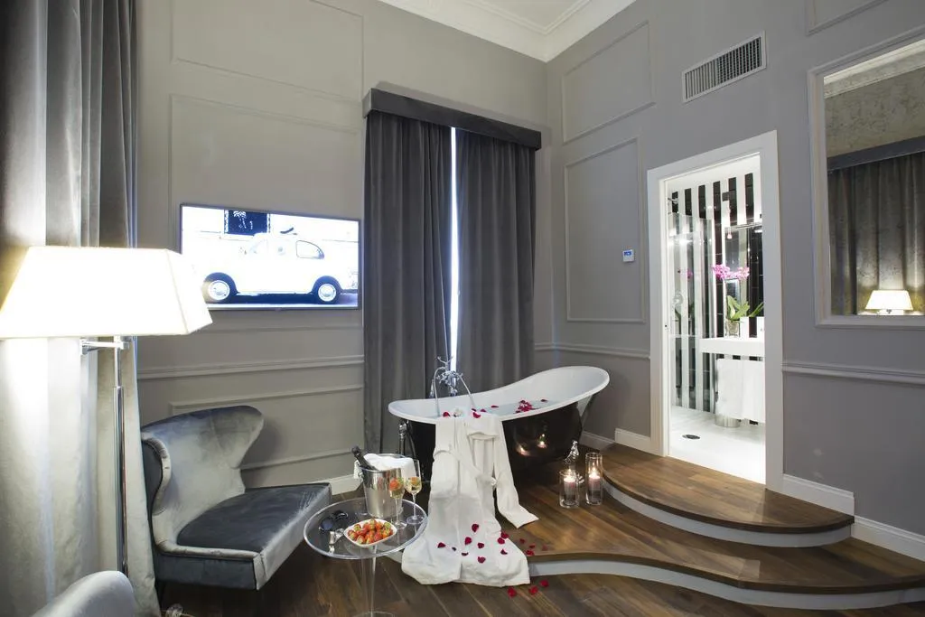 General view, Relais Leone, Rome