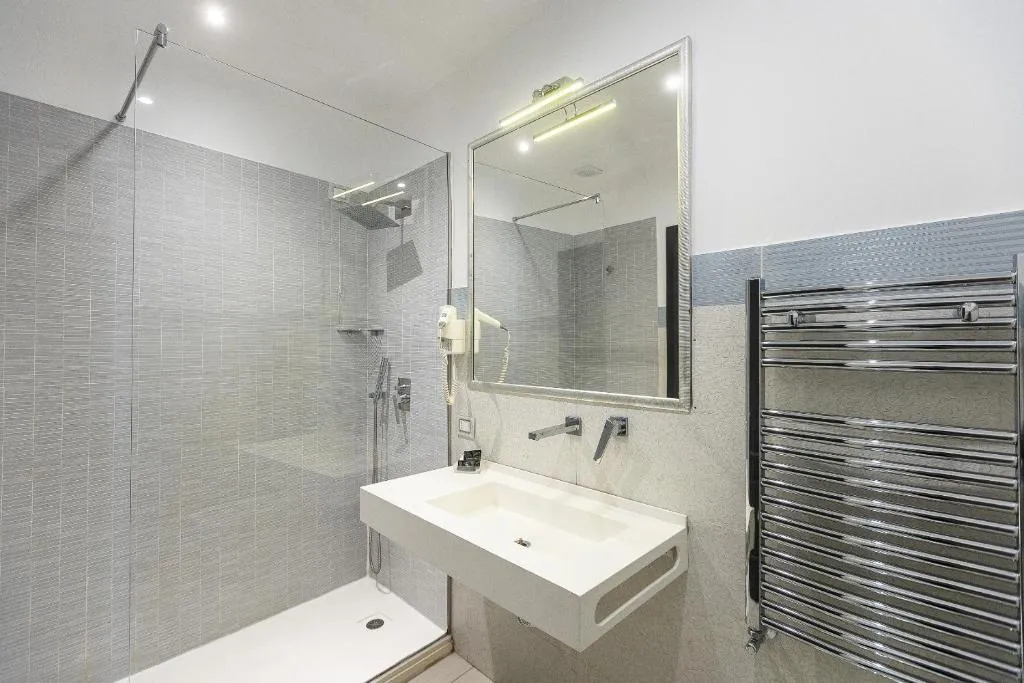 Double or Twin SUPERIOR Room, Hotel Castellino Roma, Rome