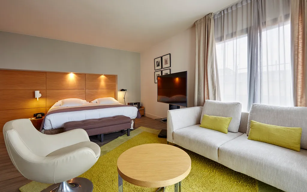 JUNIOR SUITE STANDARD Room, Barcelona Catedral, Barcelona