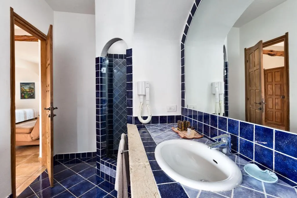 DOUBLE CLASSIC WITH BALCONY Room, Hotel Arathena, Olbia