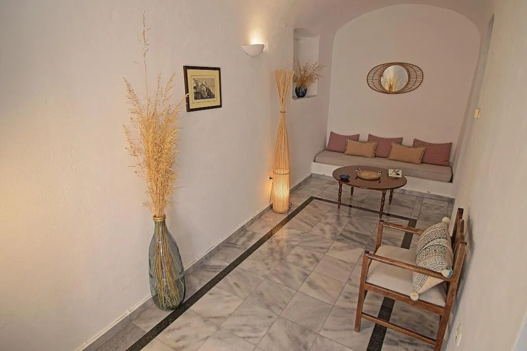SINGLE SUPERIOR Room, Aethrio Sunset Village, Santorini