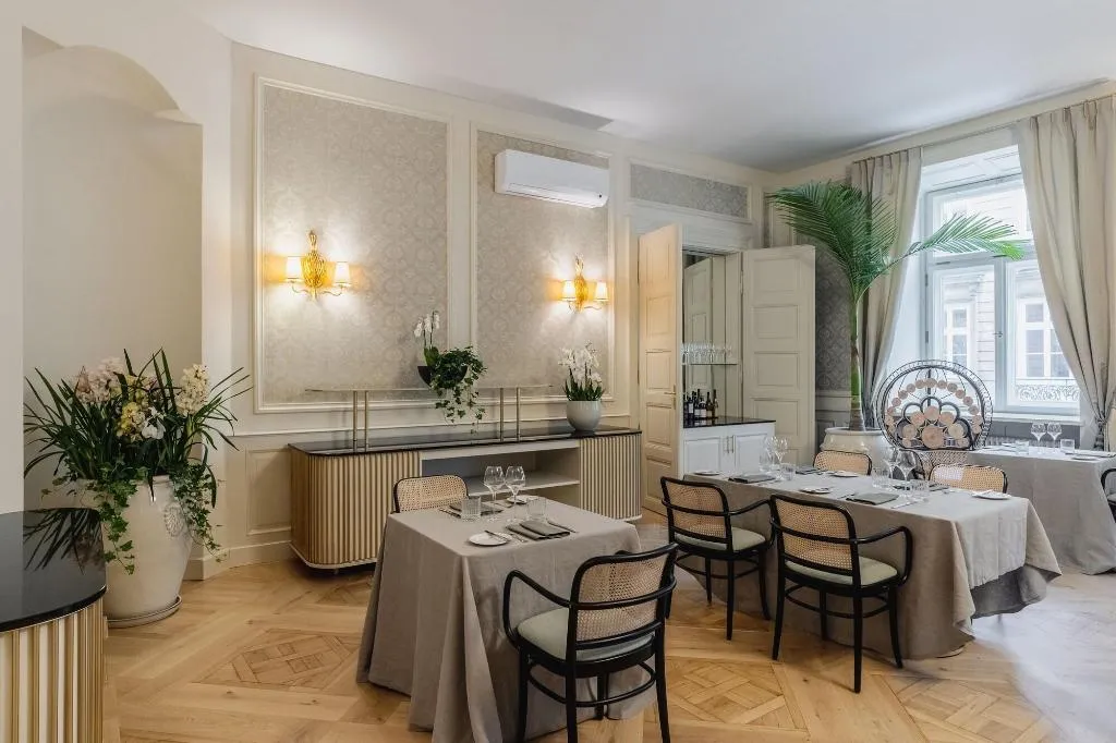 Restaurant, Hotel Unicus Palace Old Town - Destigo Hotels, Krakow