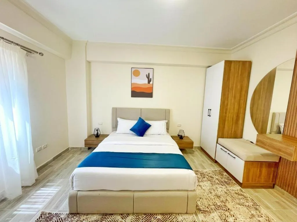 Double or Twin TWO BEDROOMS ONE BATHROOM Room, Settle Inn South 90 Apartments, Cairo