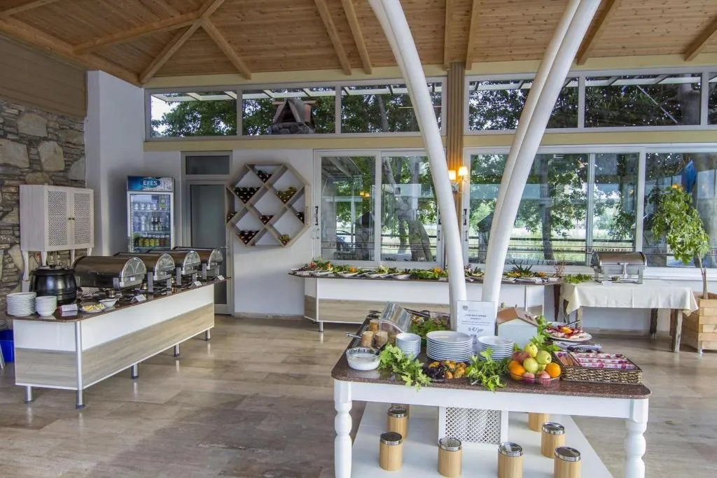 Restaurant, Basar, Dalaman