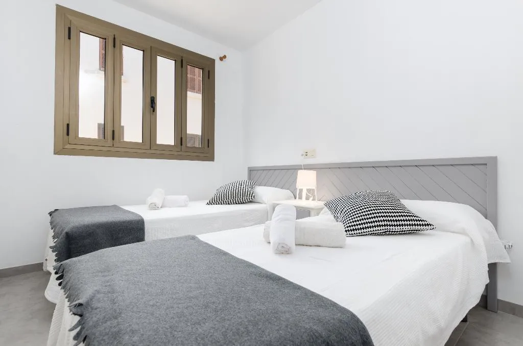 APARTMENT TWO BEDROOMS Room, Alcudia Apartments, Majorca