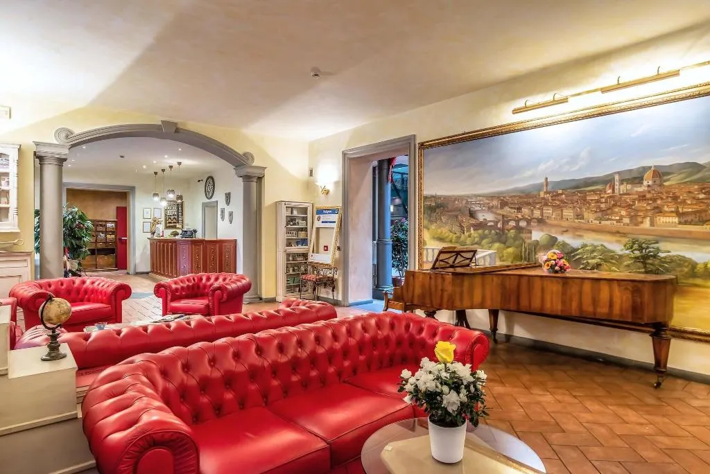 General view, Alba Palace, Florence