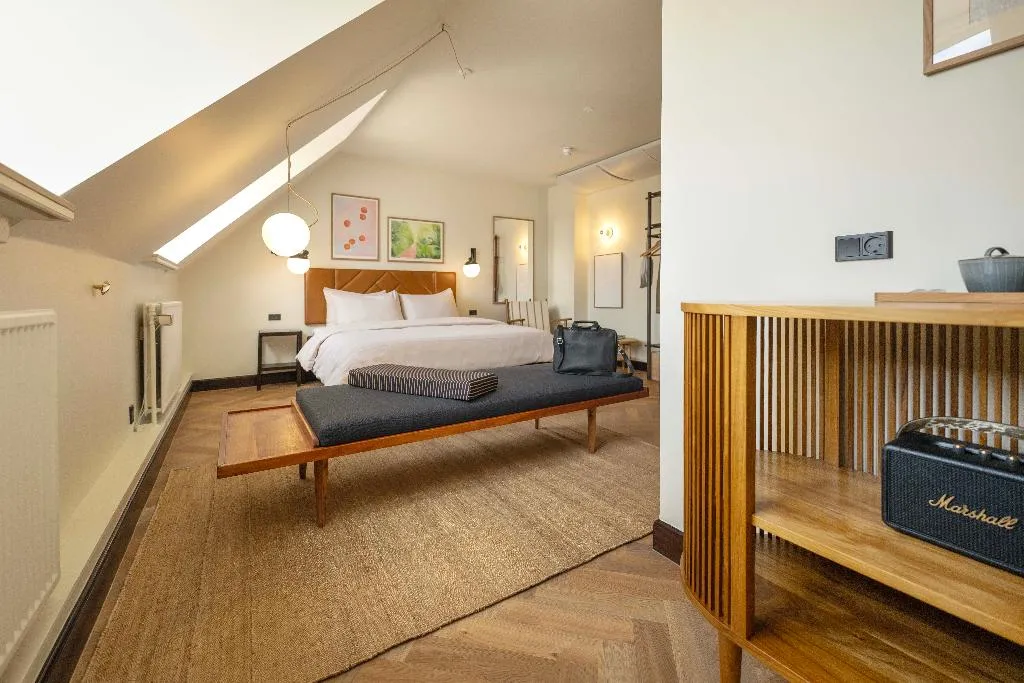 DOUBLE DELUXE KING BED Room, Hotel Mayfair, Copenhagen