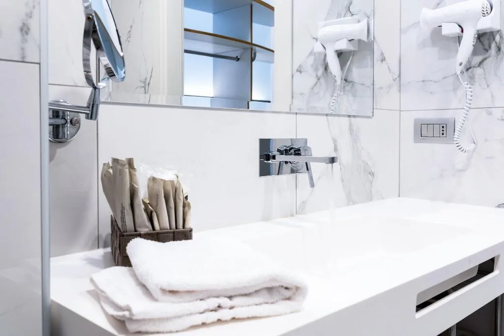 SINGLE SUPERIOR ONE BEDROOM Room, Hotel Milano Castello, Milan
