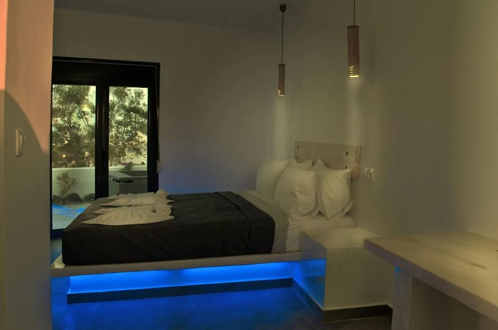 Room, Sun Springs, Santorini